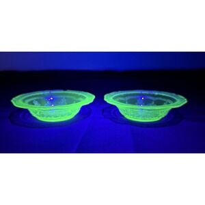 Hocking Glass Princess Bowls 2pc 5in Green Uranium Depression Glass Scalloped